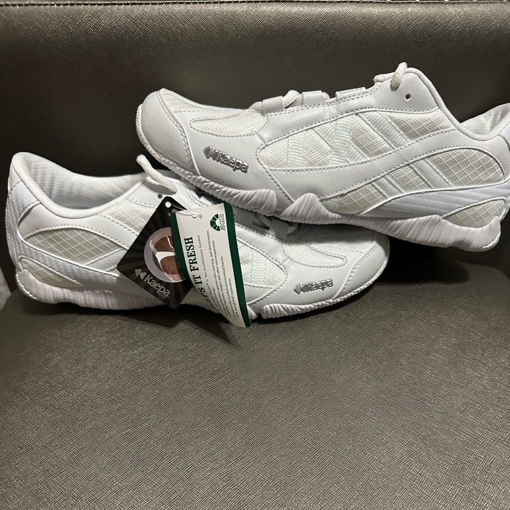 Kaepa cheer shoe size 8